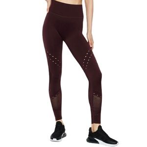 victoria's secret seamless crochet 7/8 legging